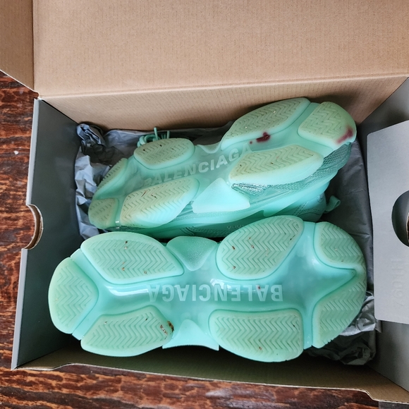 Balenciaga Sneaker - Picture 4 of 5